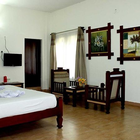 Wayanad Gate Resort Mananthavady Extérieur photo