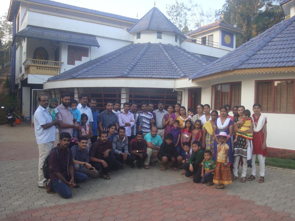 Wayanad Gate Resort Mananthavady Extérieur photo